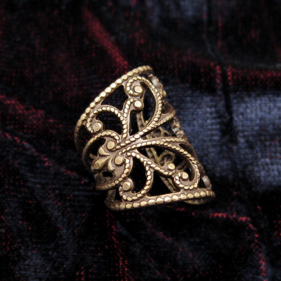 Soft Whispers - Brass Filigree Ear Cuff