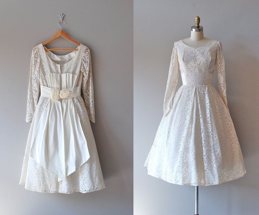 r e s e r v e d...50s lace wedding dress / 1950s wedding dress / That Magic Moment dress