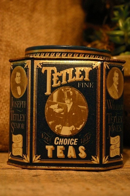 Reserved for Pepper1 CANDLE Unique Hand-Poured Soy Wax Candle Recycled Vintage Tin TETLEY Tea primative Can GREAT Gift