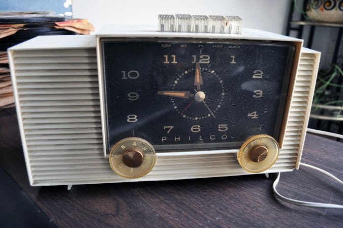 50s Philco Tube AM Clock Radio