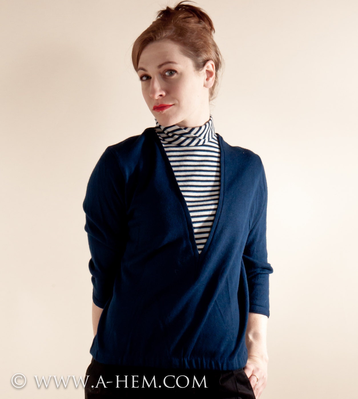 60s Deadstock - Navy/White Striped Triangle Turtleneck