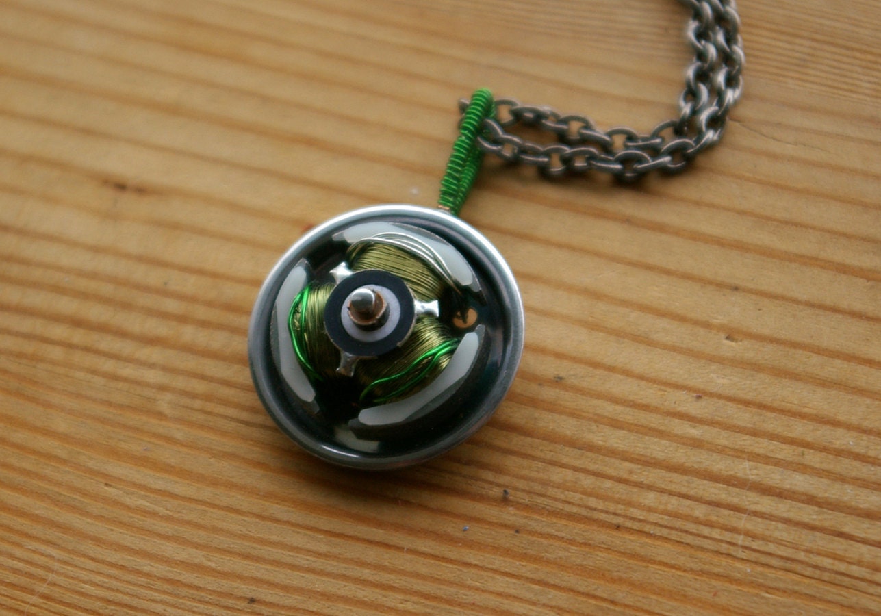 Green Motor Winding Pendant