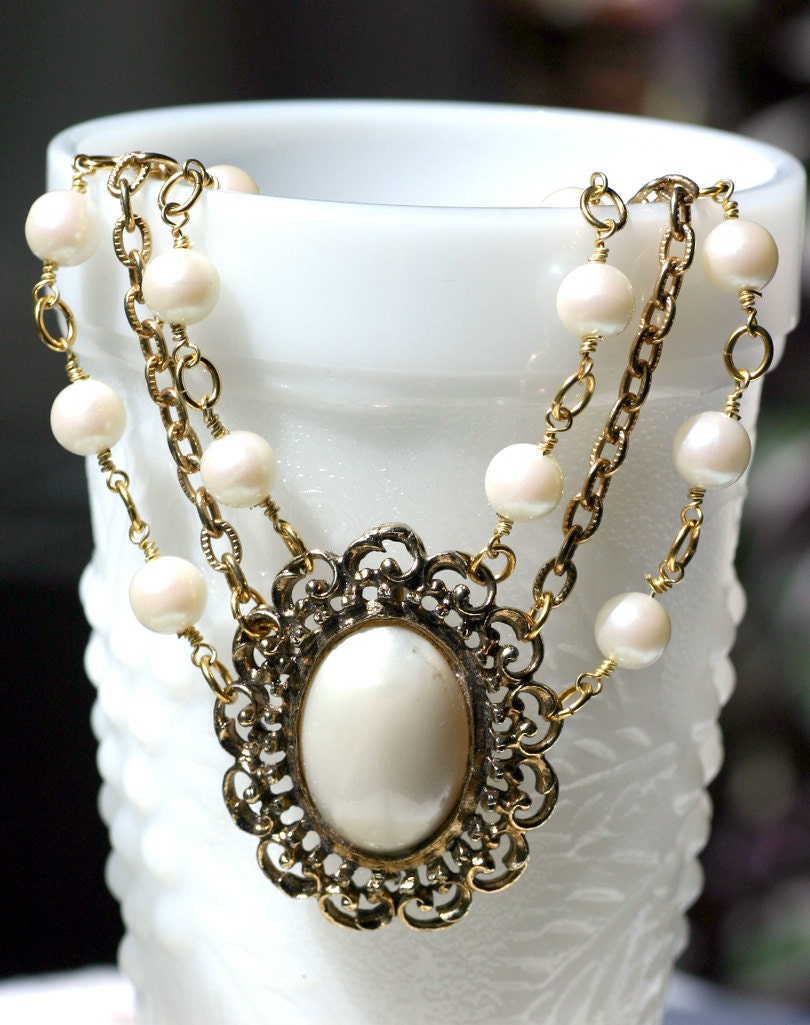Vintage Brooch and Pearl Necklace
