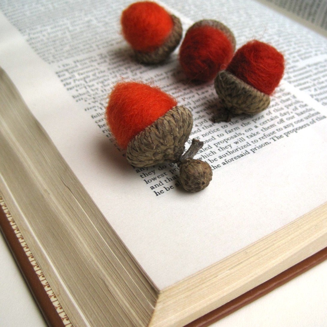 orange wool acorns set of 12 needle felted eco friendly rustic harvest table decorations