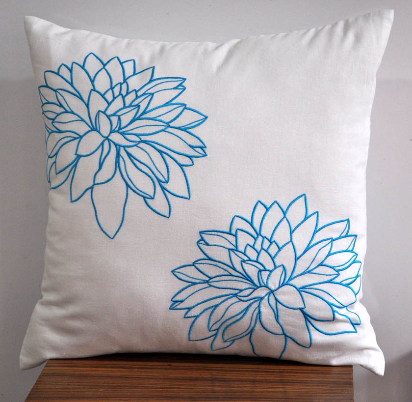 Blue White Pillow Cover, Blue Flower on White Linen Pillow, Decorative Throw Pillow, Pillow Case 18 x 18, Toss Pillow