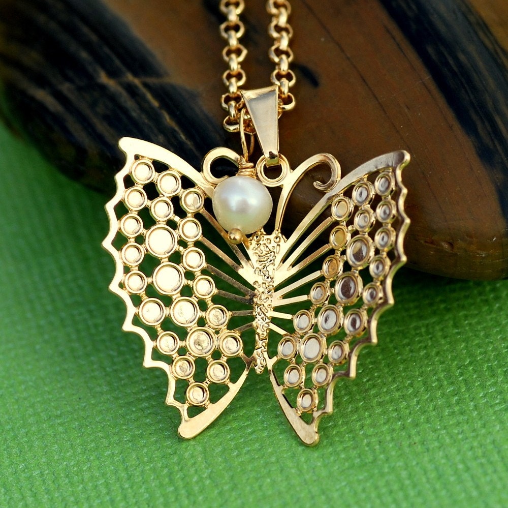 Pearl Wings Butterfly Necklace - Freshwater Pearls and 14kt Gold Filled Butterfly