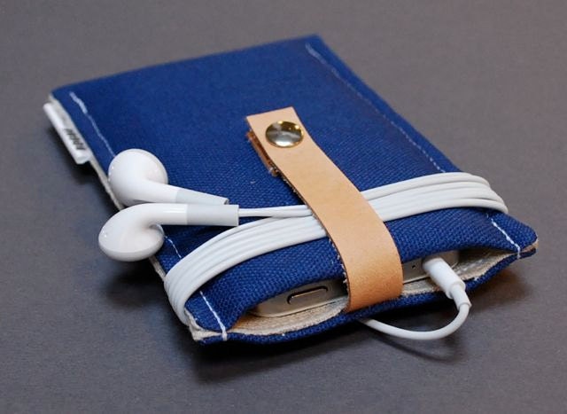 iPhone Case / iPhone 5 Case / iPhone 4 Case / iPhone 4S Case / iPhone 3 Case / iPod Touch / iPod Classic - Canvas Blue