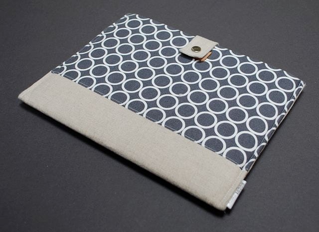 13 MacBook Case / 13 MacBook Air Case / 13 MacBook Pro Case / MacBook Cover / MacBook Sleeve / MacBook Case / Holder - Modern Circles Gray