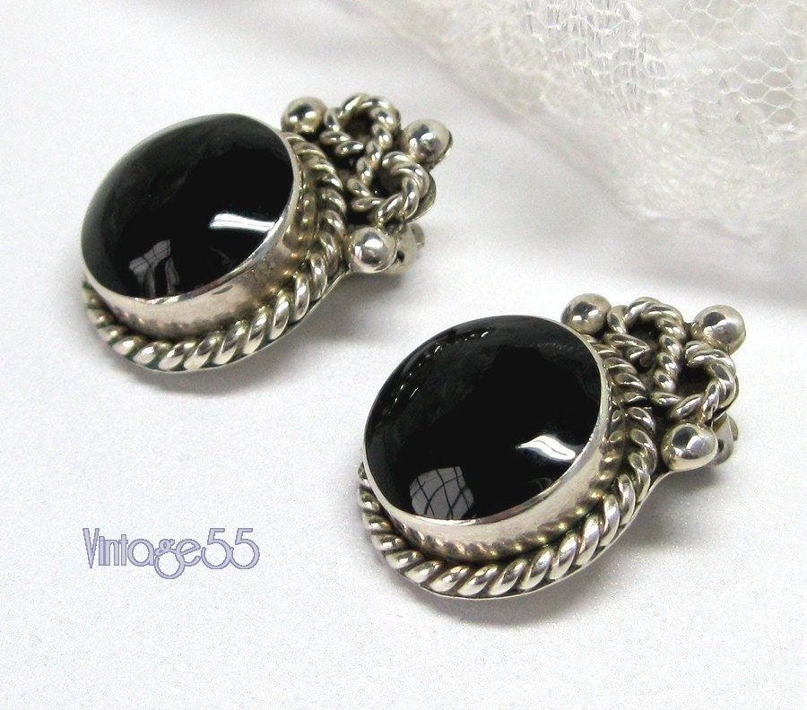 Vintage Earrings Sterling Onyx clip on Mexico