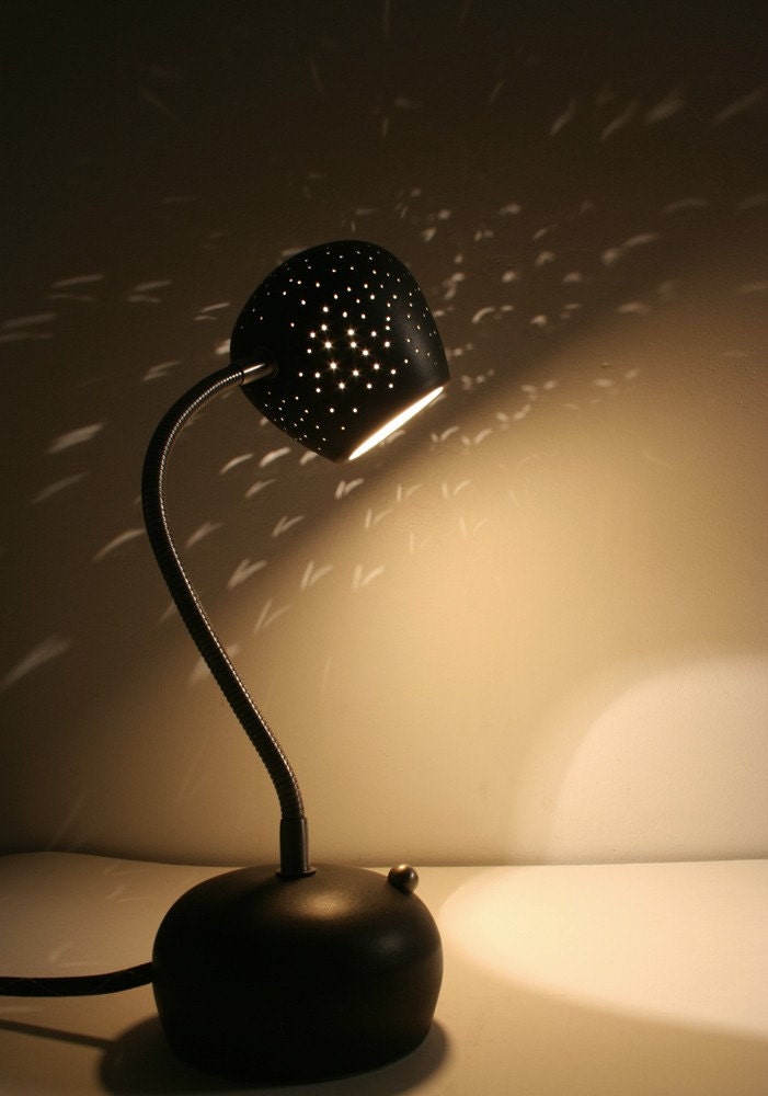 Desk Lamp with Touch dimmer: Claylight, Black glazed clay, Dot pattern