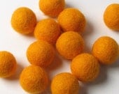 2CM Felt Balls/24-Piece - Juicy