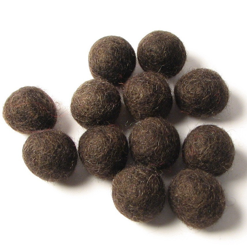 1.5CM Felt Balls/24-Piece - Dark Chocolate