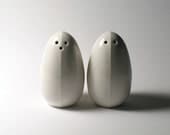Salt, Pepper and Spice Shakers - Eggs - Side holes