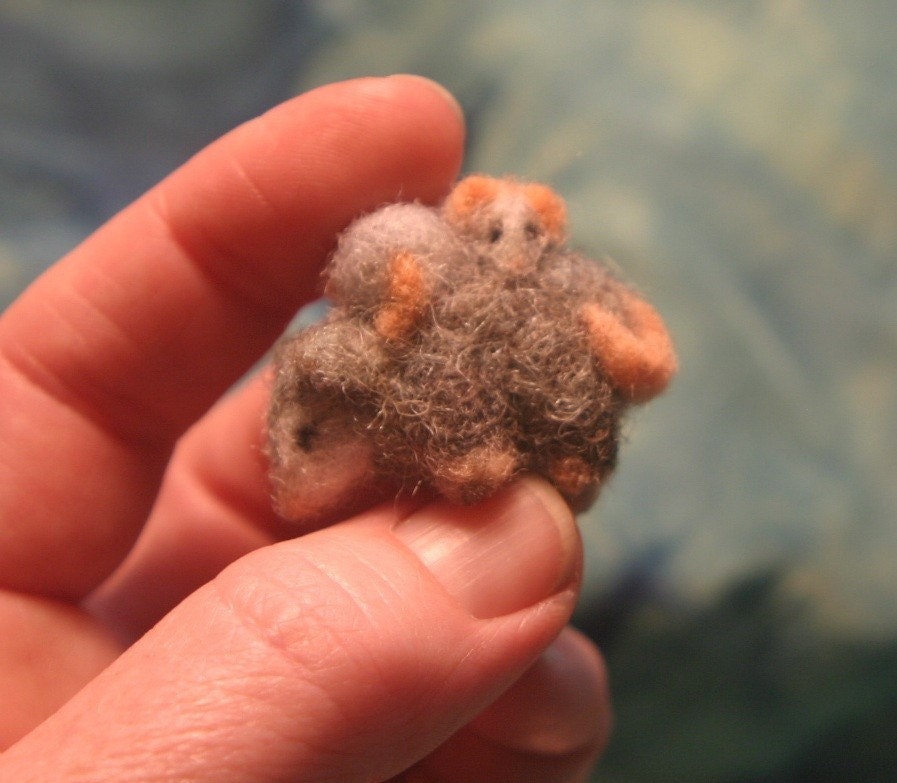 Opossum (Doll House) Miniature..needle felted wool