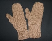 Vintage Womens Cream Knitted Mittens 