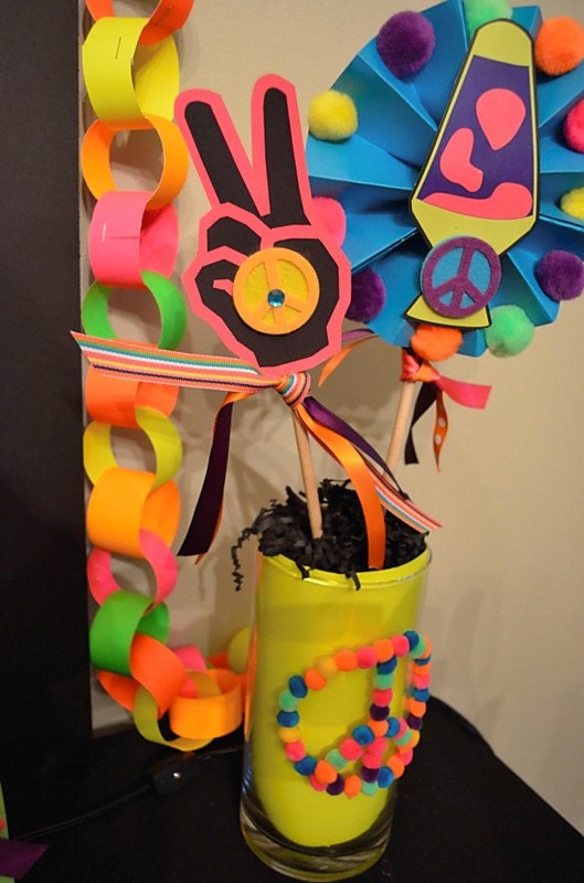 Lava Lounge...Set of 1 Centerpiece Pinwheel Il_170x135