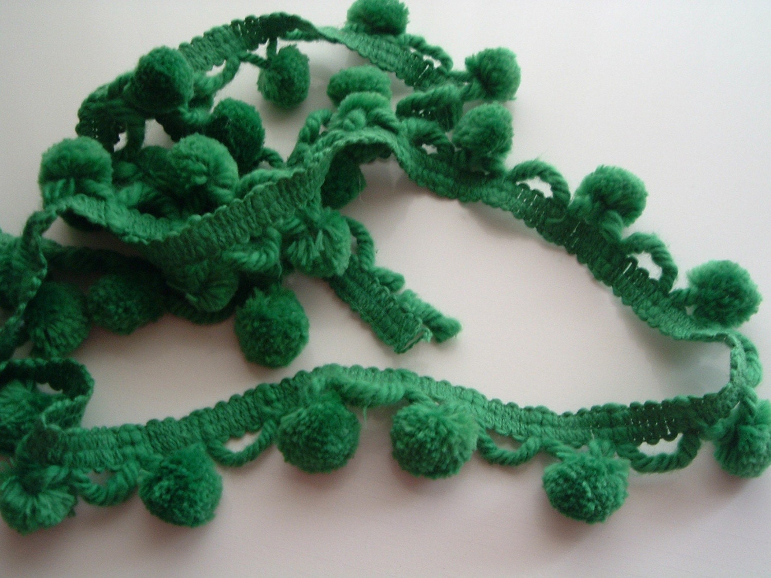 4 Feet of Vintage Green Pompom Trim