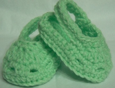 Croc Inspired Baby slippers (3-6 mon.)
