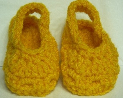 Croc Inspired Baby slippers (premie-newborn)