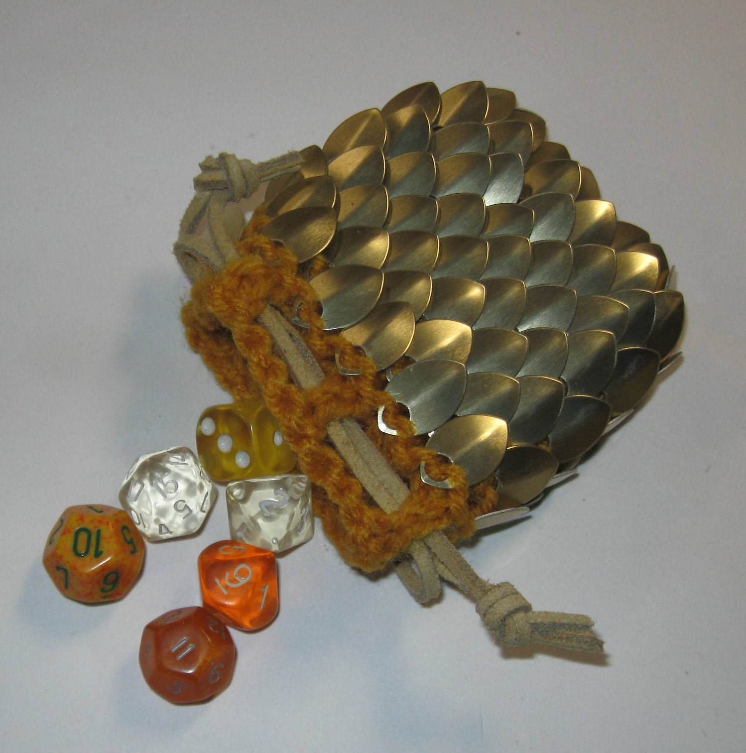 Scalemail Dice Bag in knitted Dragonhide Armor Leonine, small size