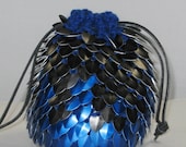 Scalemail Dice Bag of Holding Knitted Dragonhide Blue Fire
