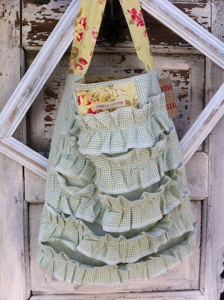 Vintage Market.....Soft Green Gingham.  Shoulder Romantic Garden Bag. Bridesmaid Wedding