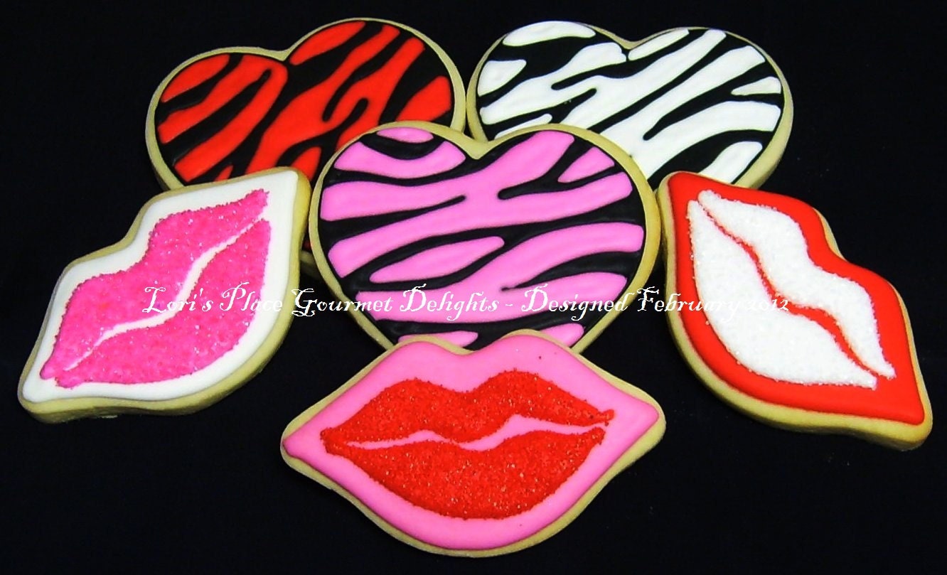 Jungle Kiss Cookies - Lip Cookies - Heart Cookies - 6 Cookies