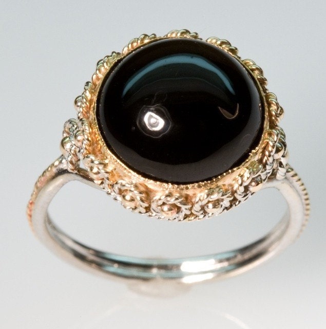 Onyx Dome Ring - in 14K Yellow Gold