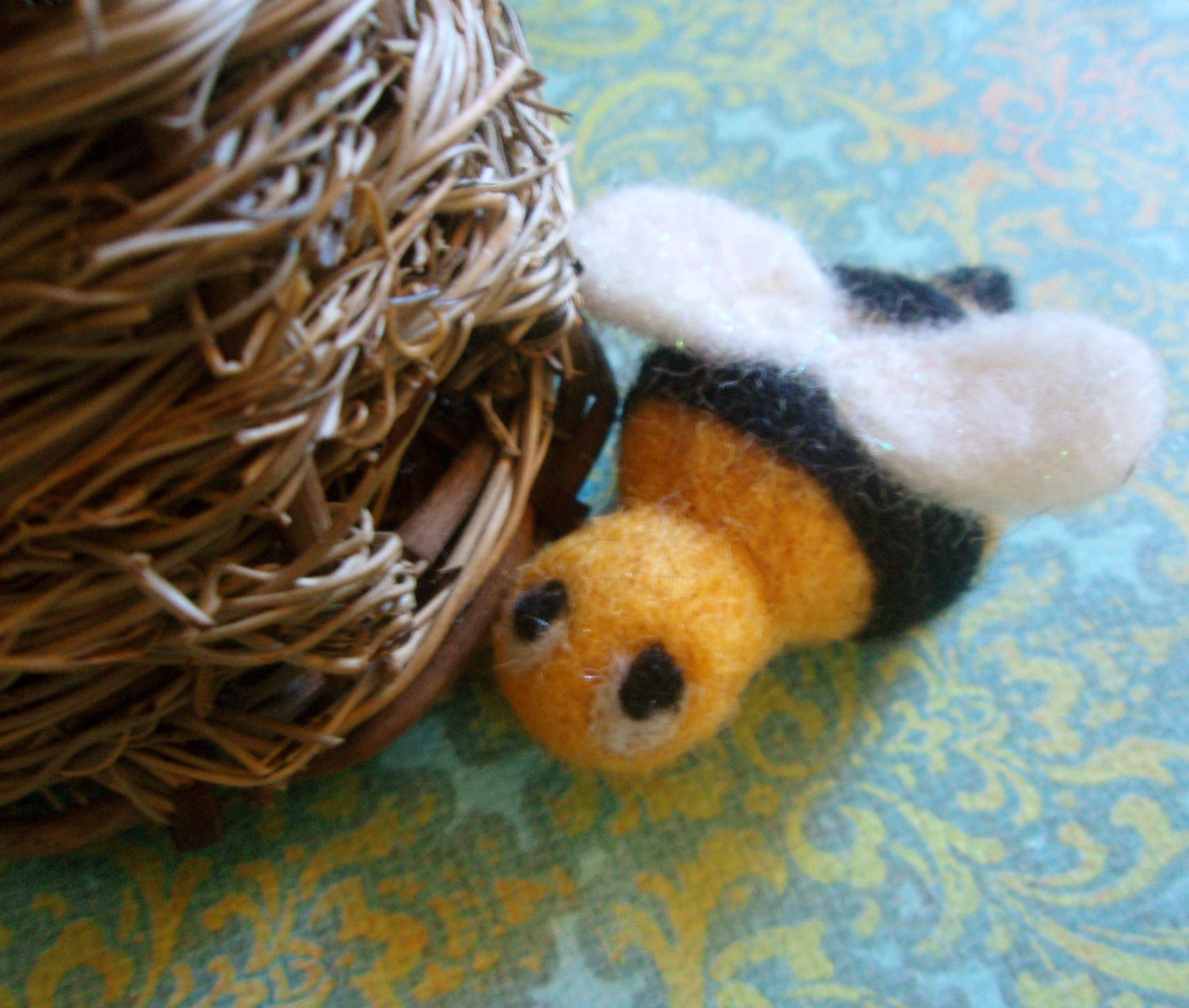 Bzzy Bzzy the Needle Felted Bee With Beehive