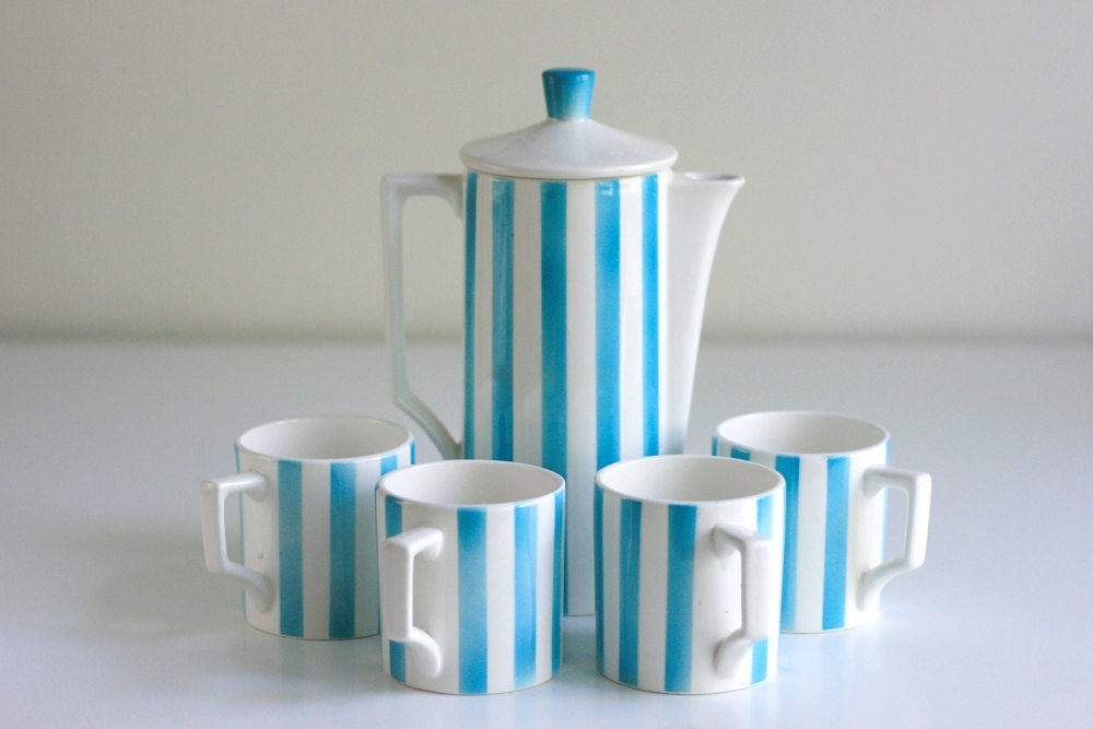 Aqua Striped Coffee Pot and Mugs