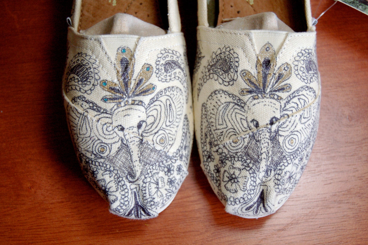 Custom TOMS - Doodle elephants w/peacocks, mendhi inspired, shoes included