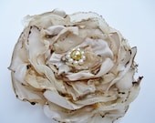 Wedding hair flower, Beige Flower Accessory, Made To Order