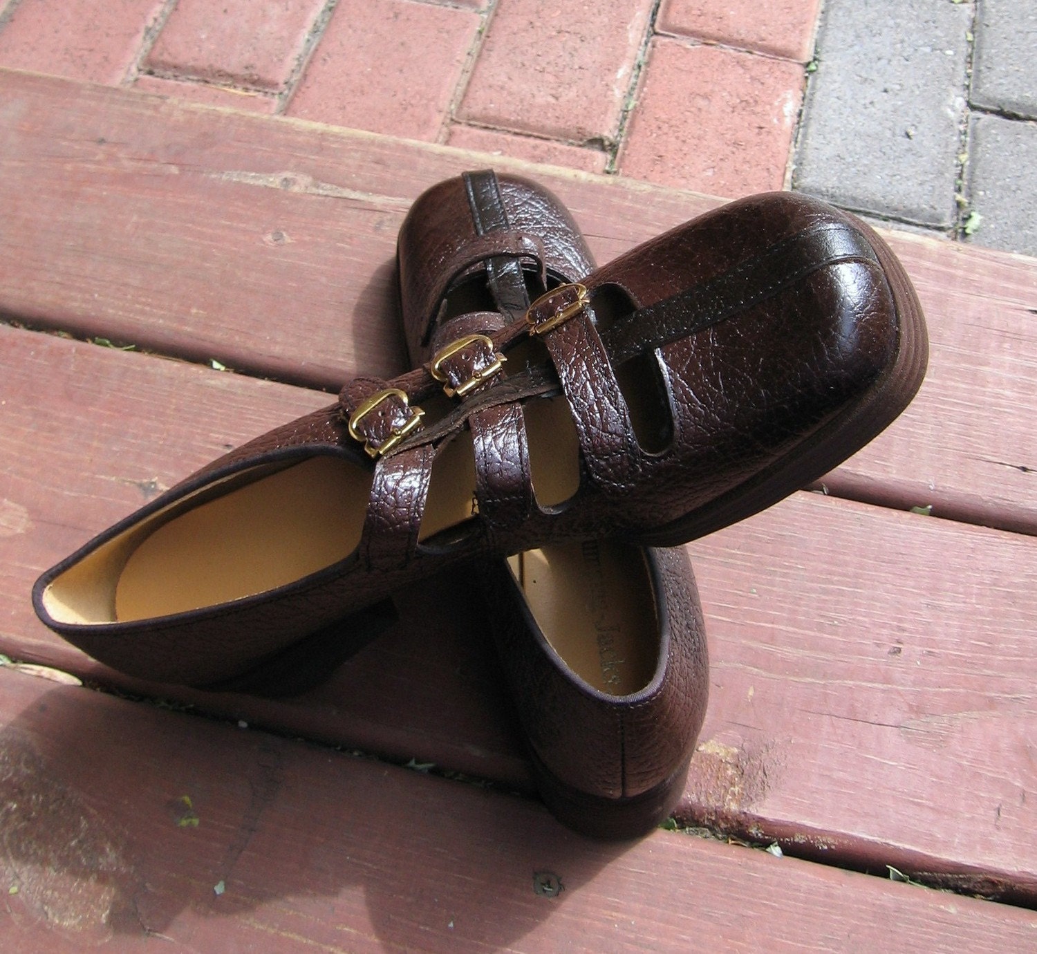 NIB Jumping-Jacks Mary Janes 9AA