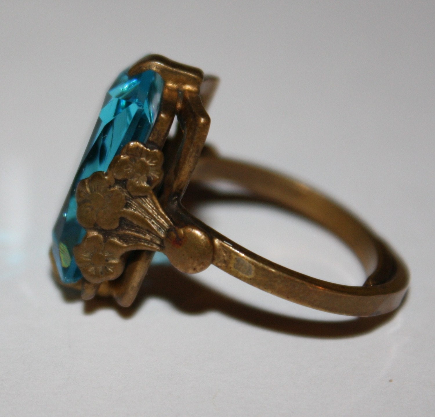 ANTIQUE Edwardian Victorian Blue Zircon Glass Brass Ring