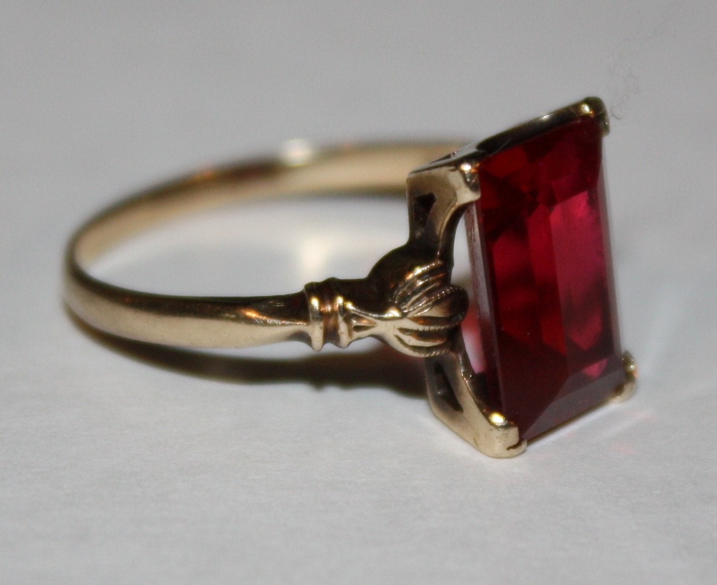 Ruby Ring Vintage 117
