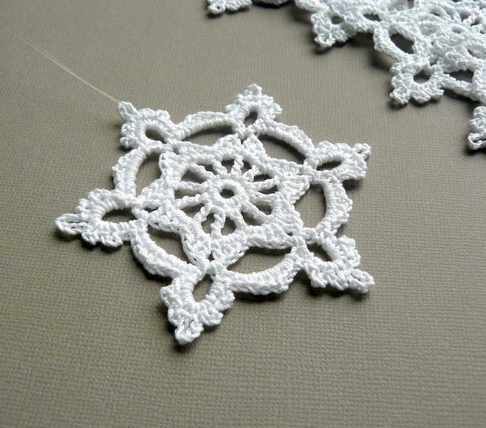 6 Crochet Snowflake Ornaments -- Large Snowflake B84, in White