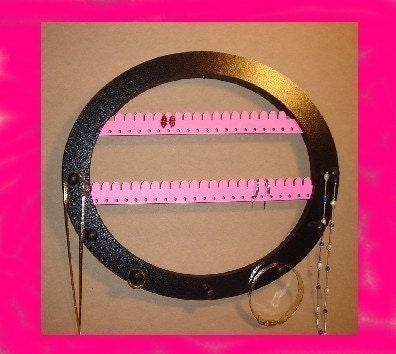 Earring and NECKLACE rack PINK 7 PEGS Wall mount 36 pair