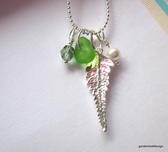 Hawaiian Palapalai Fern Beach Glass Necklace