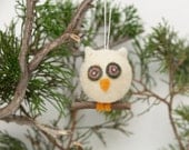 Holiday Ornament Owl Chistmas Winter Wonderland Felted Wool Needle Felt Decorations Woodland Tree Baby Nursery Home Decor White Greenteamt