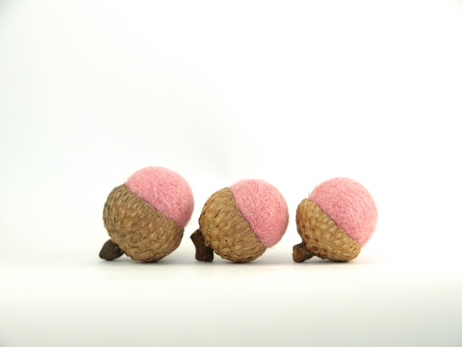 Pink Needle Felted Acorns, Blushing Bubblegum Pink, Rose, Unique Home Decor Ornaments, Wedding Favors, Spring and Easter Decorations - 10