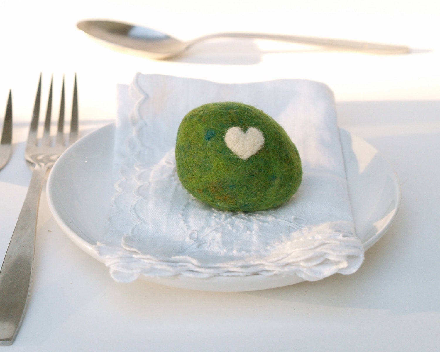 Pebble Napkin Weights, Woodland Green Dinning Napkin Rings, Wool Needle Felted home decor, Al Fresco Outdoor entertaining dining love heart