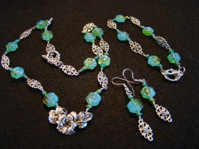 ON SALE NOW - Silver and Blue Green Flowers Jewelry Set - necklace, bracelet and earrings -OOAK- wire wrapped