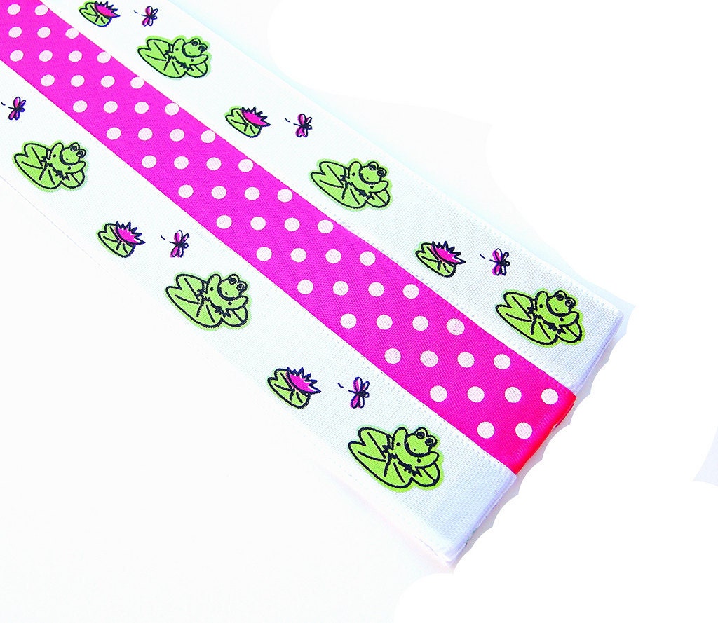Magnet Bookmark - Pattern Keeper - 3 - Frog on a Lilly pad pink Dots
