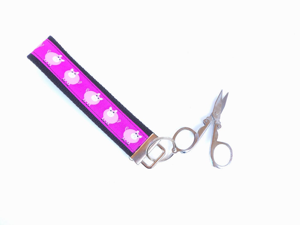 Wristlet Travel Sew Scissor Key Fob Key Lanyard Chain - Pink Pigs
