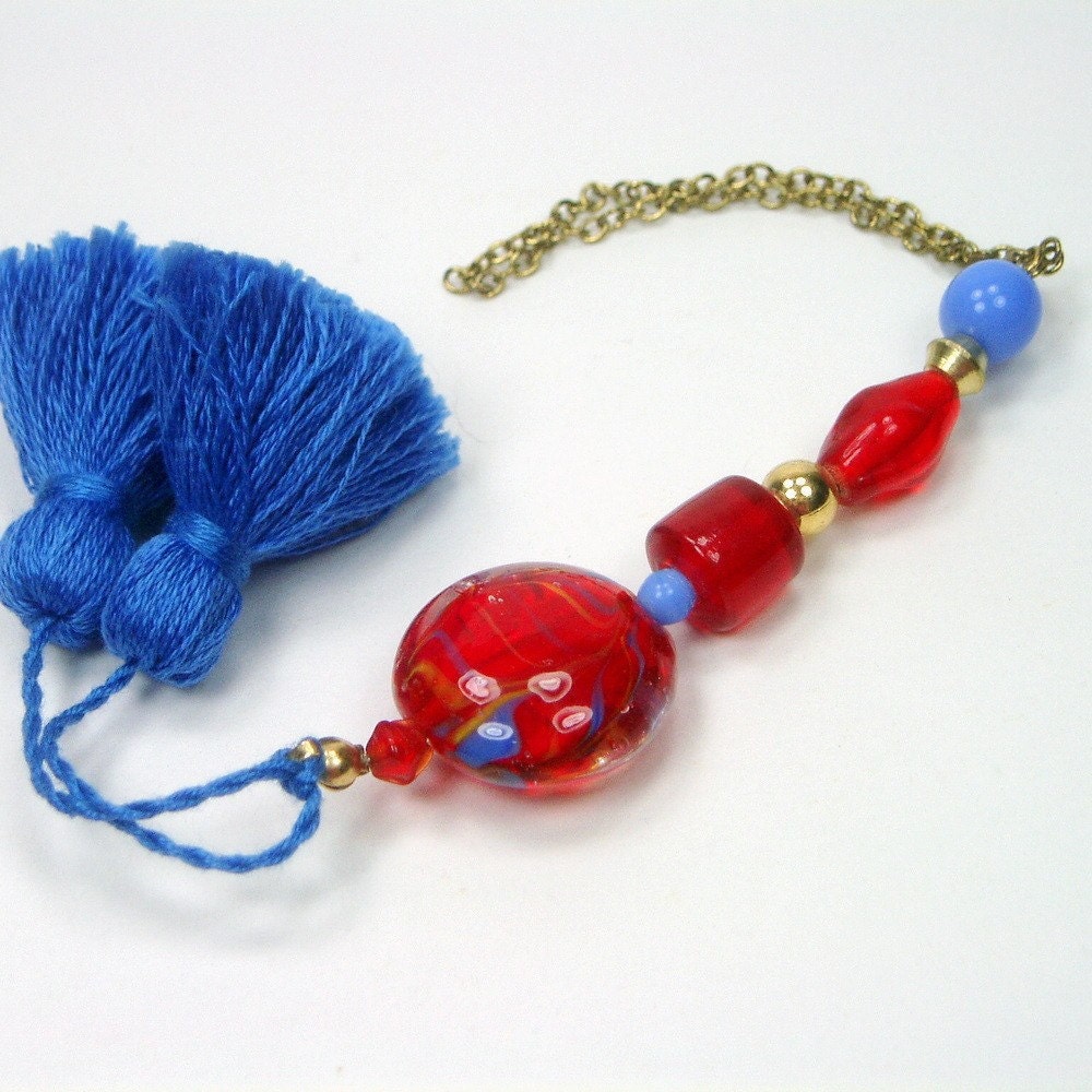 Scissor Fob Beaded Quilting  Sewing Cross Stitch Needlepoint Bright Red Blue