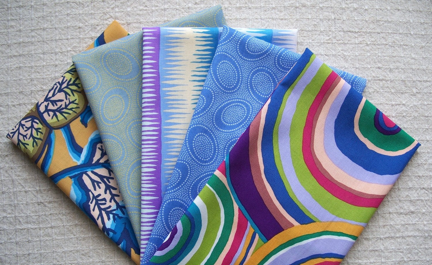 Kaffe Fassett Medley - 5 Fat Quarter Bundle (No.75) - Quilt Fabric