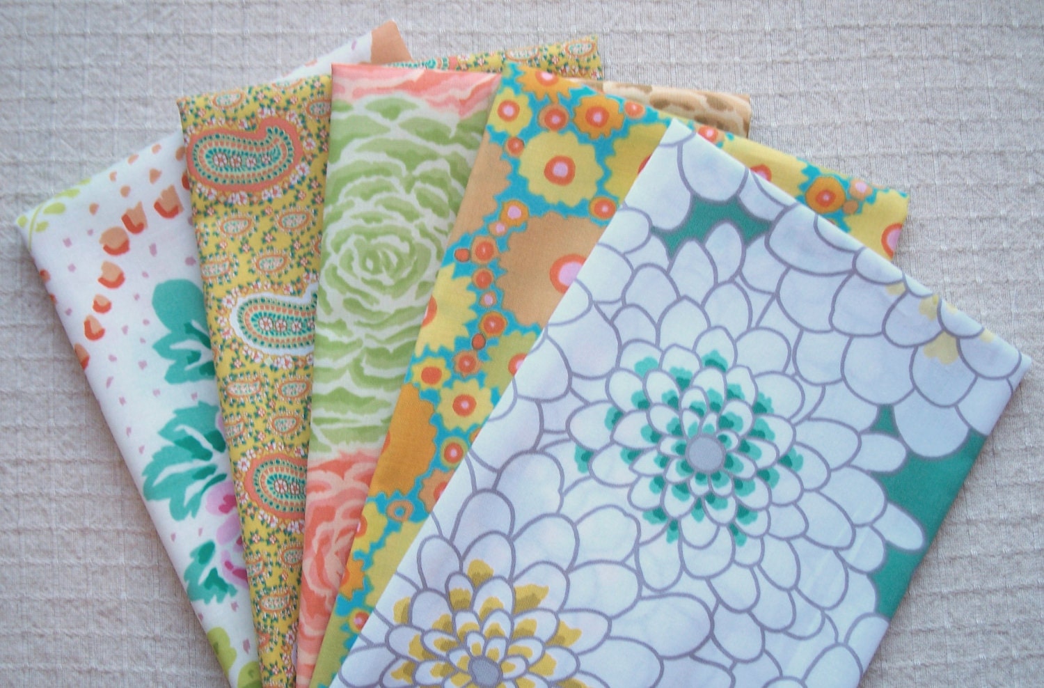 Kaffe Fassett Medley (No.74) - 5 Fat Quarter Bundle - Designer Quilt Fabric
