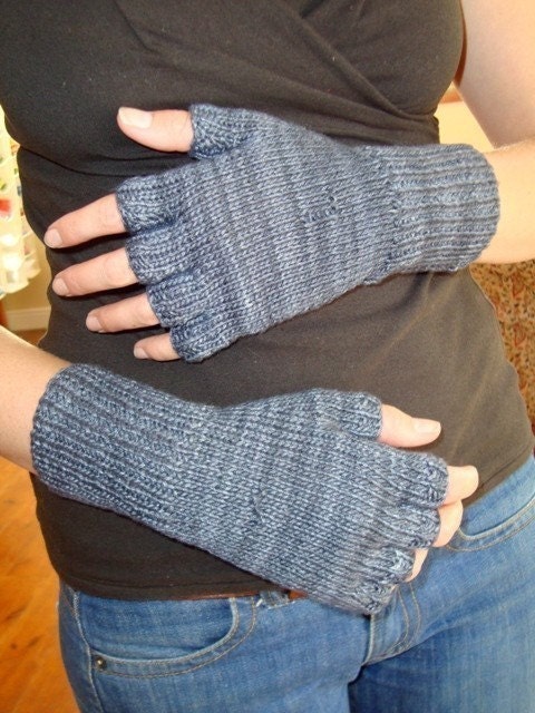 Hand knitted bamboo gloves