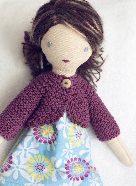 Lulu - dressable cloth doll