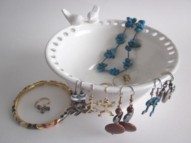 ceramic jewelry holder